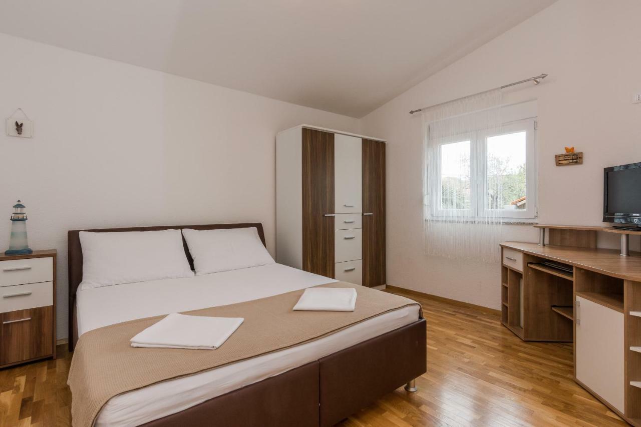 סאלי Apartment Natalie Sea View With 3 Bedrooms And Everything Is Air-Conditioned מראה חיצוני תמונה